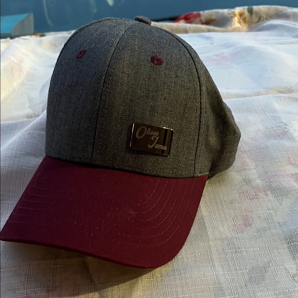 Gray and Burgundy Men's Hat